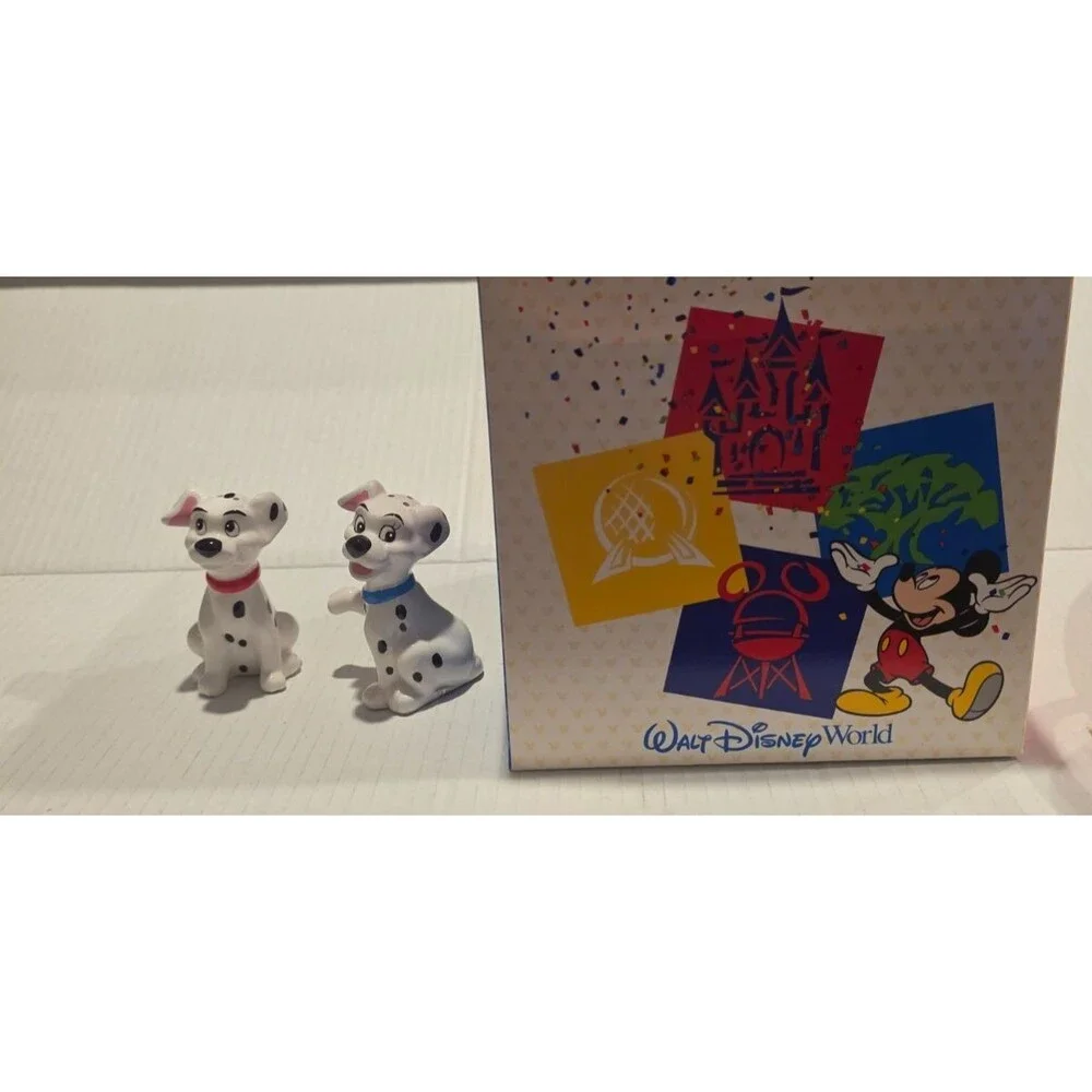 101 Dalmatians Patch & Lucky Ceramic Figures Salt & Pepper Shakers VTG Gift Box